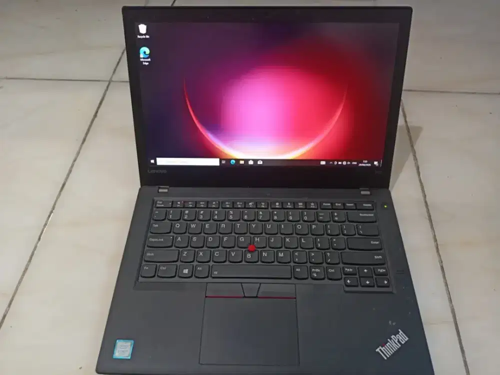 Lenovo thinkpad T470 i5 ssd 256gb ngebut