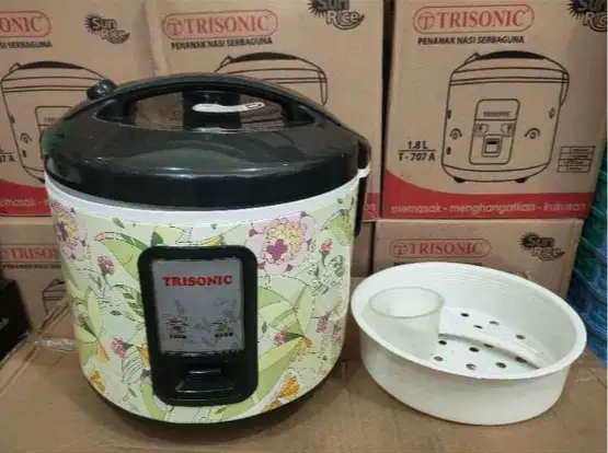 RICE COOKER TRISONIC – PRAKTIS & SERBAGUNA