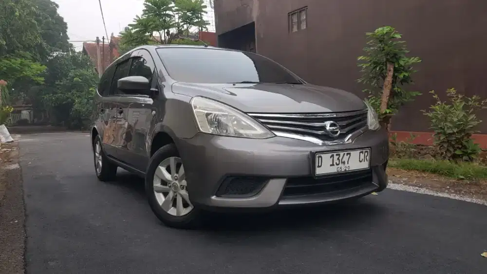 Grand Livina 1.5 SV manual 2014 new model facelifr