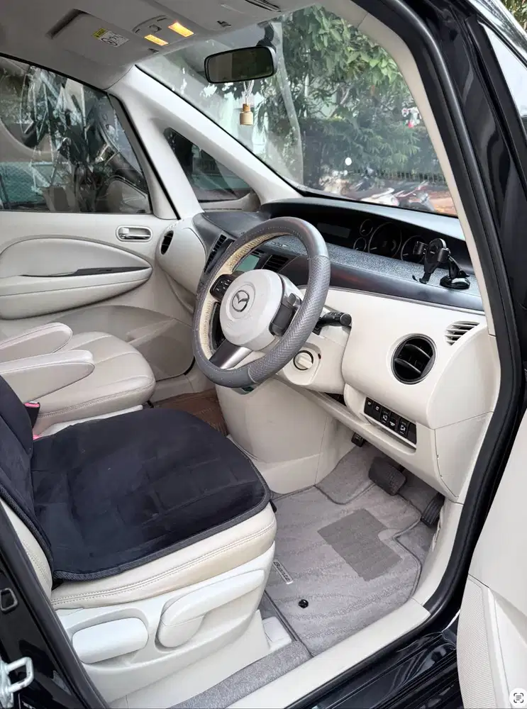 Mazda Biante, 2.0 Skyactive, 2015