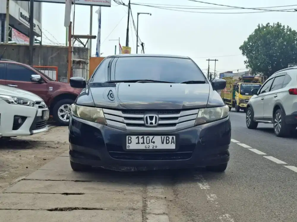 Honda city S at 2010