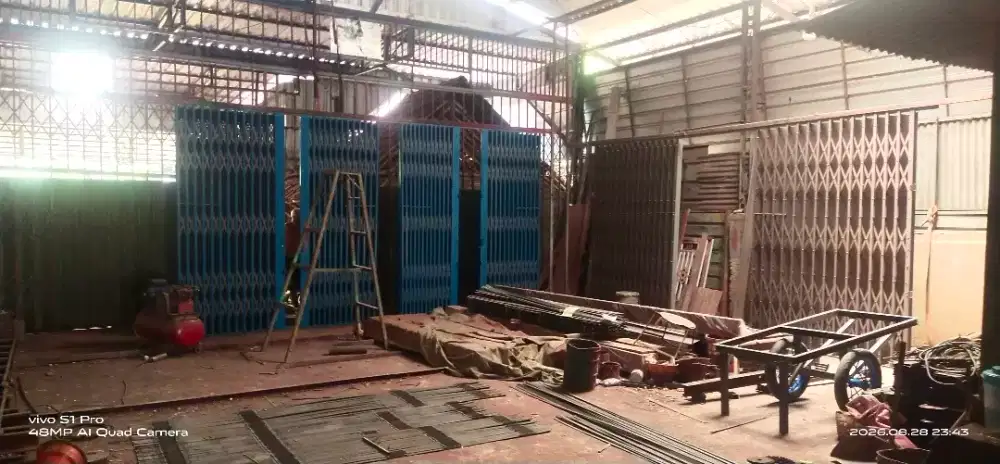 pintu harmonika