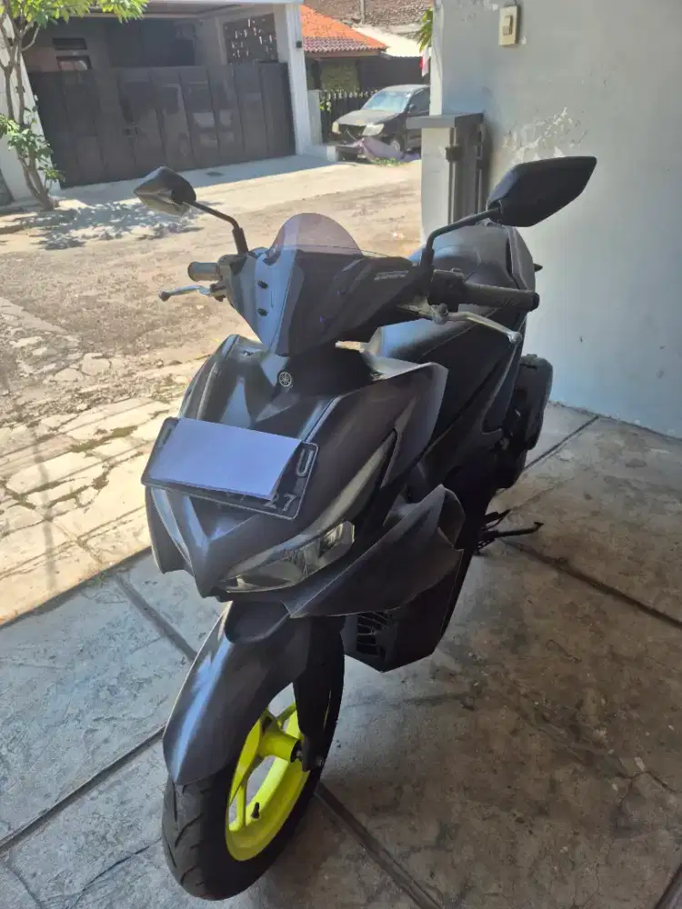 Aerox connected standar 2022 Abu-abu pajak sd 2027