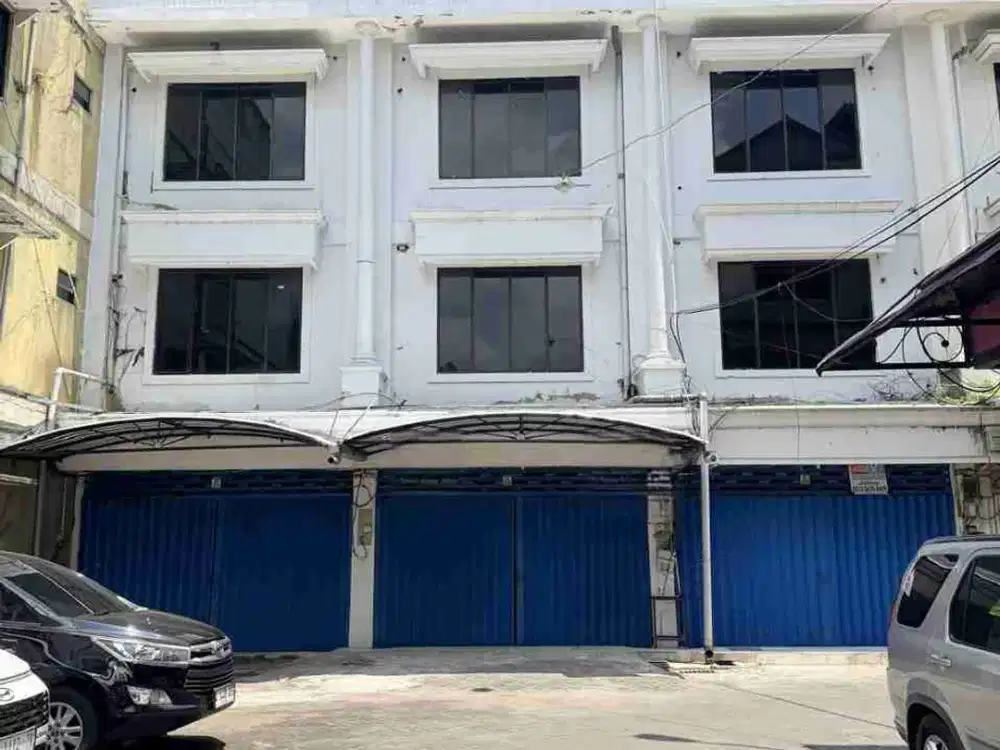 Sewakan Ruko Gateway Waru Sidoarjo Strategis