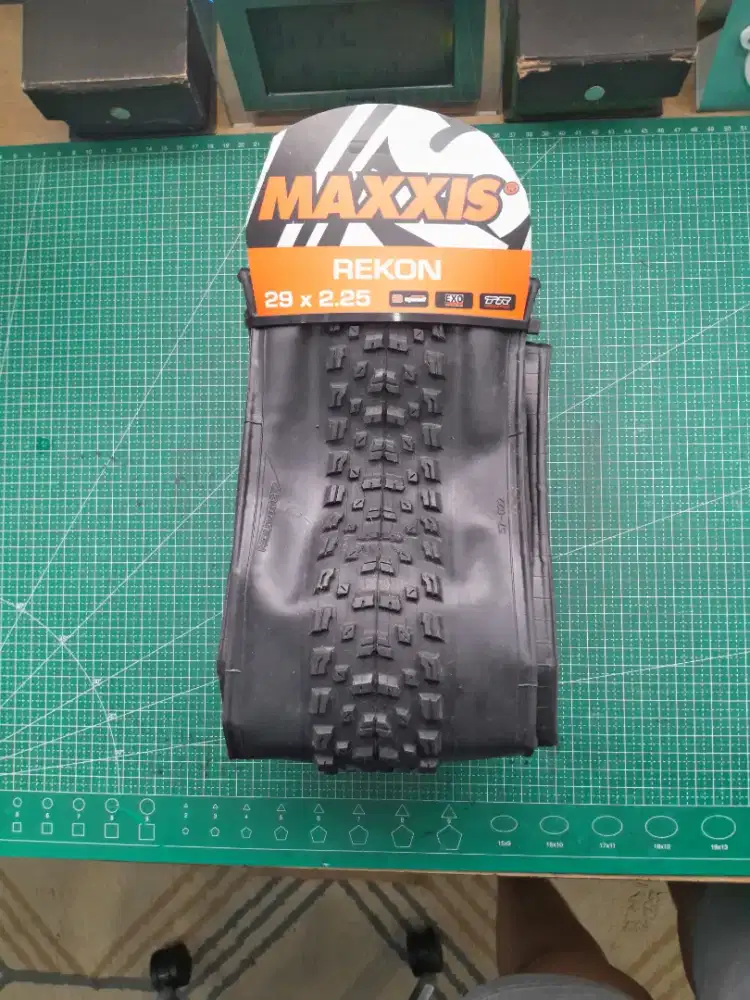 Ban luar maxxis rekon 29×2.25 3c maxxspeed exo tr