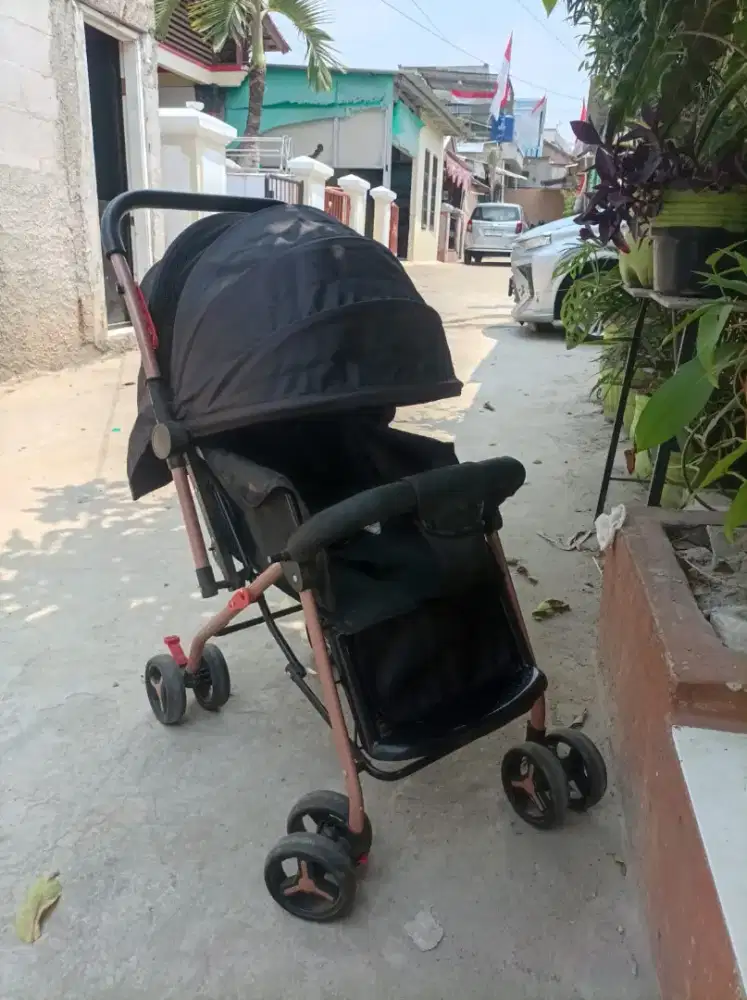 Stoler baby preloved