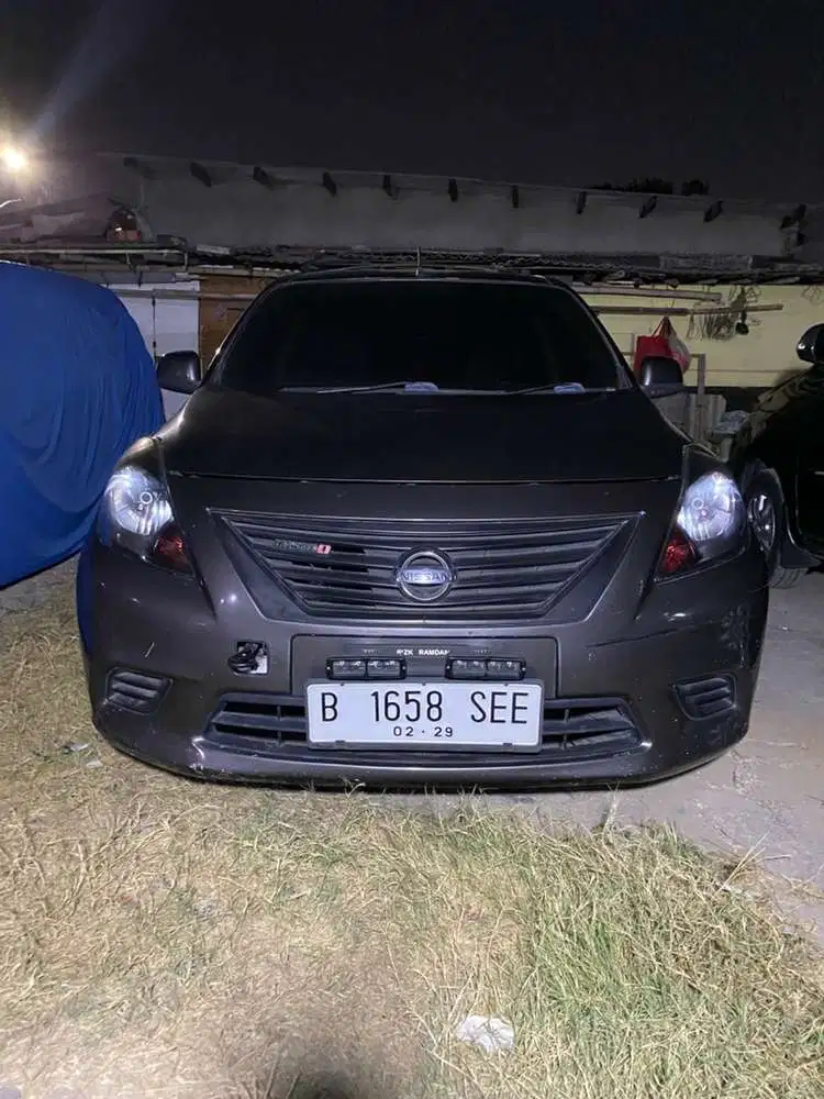 Nissan Almera 2013 Bensin