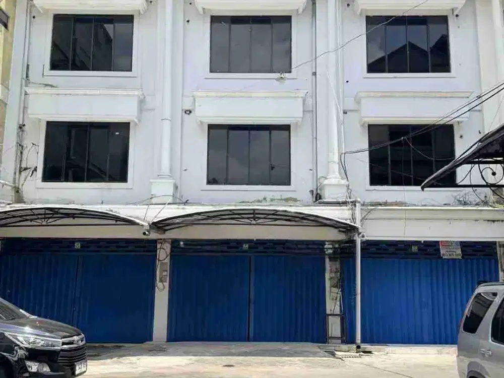 Sewakan Ruko 3.5LT Gateway Waru Sidoarjo Straregis