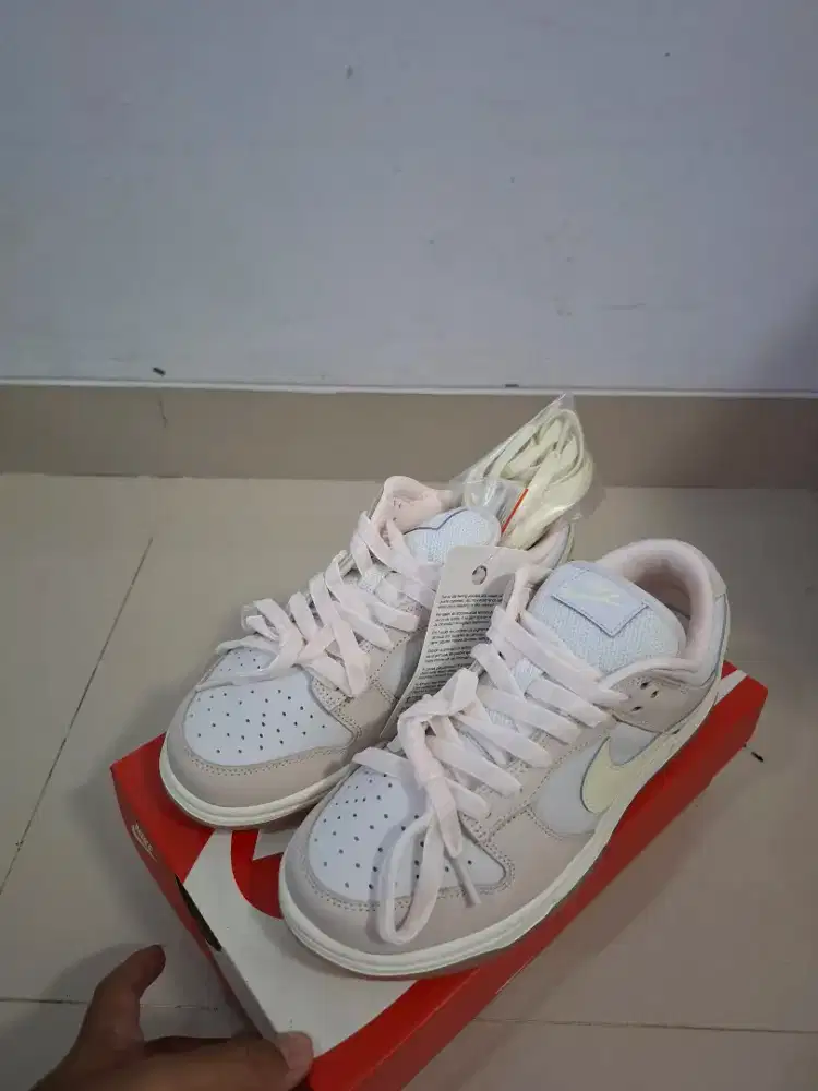 Nike Women's Dunk Low Premium Shoes - Light Soft Pink [FB7910-601]