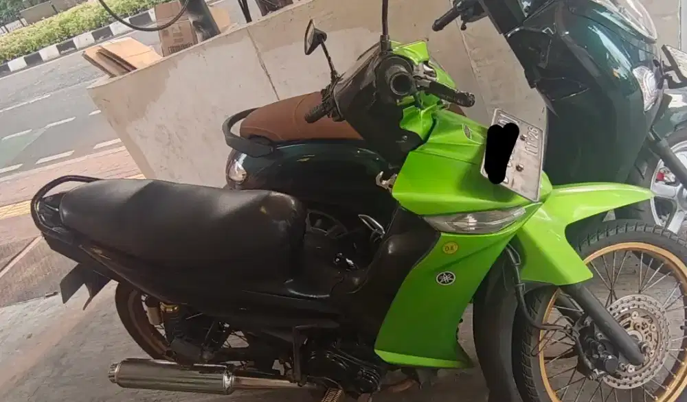 Yamaha Vega ZR Hijau Hitam 115cc
