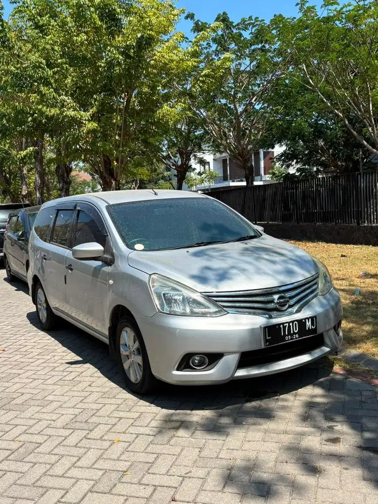 Nissan Grand livina 2014 Bensin