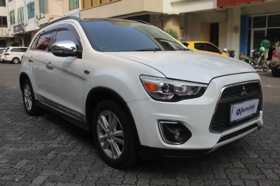 KM Rendah - Mitsubishi Outlander Sport 2.0 PX Action Bensin-AT 2017