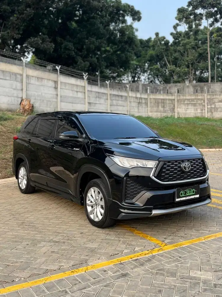 Innova Zenix V Hybrid Modelista 2023