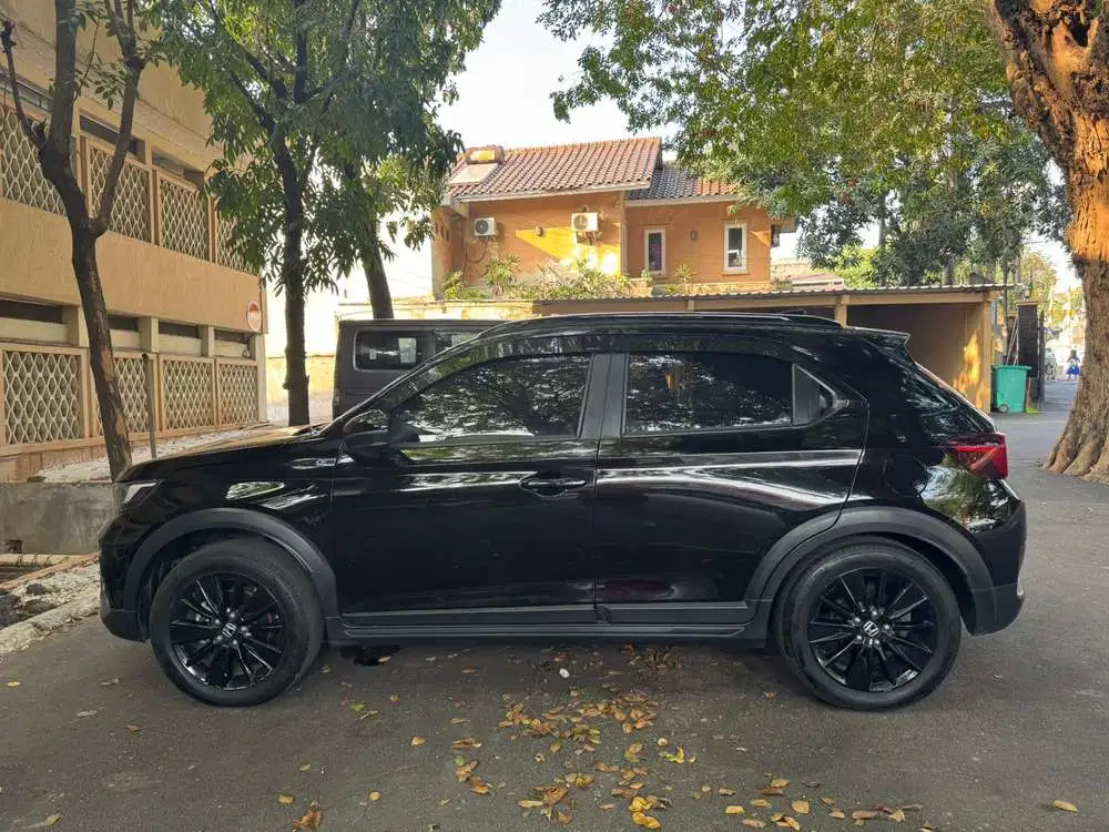 Dijual CASH KM 12 ribu WR-V 2025 Bensin