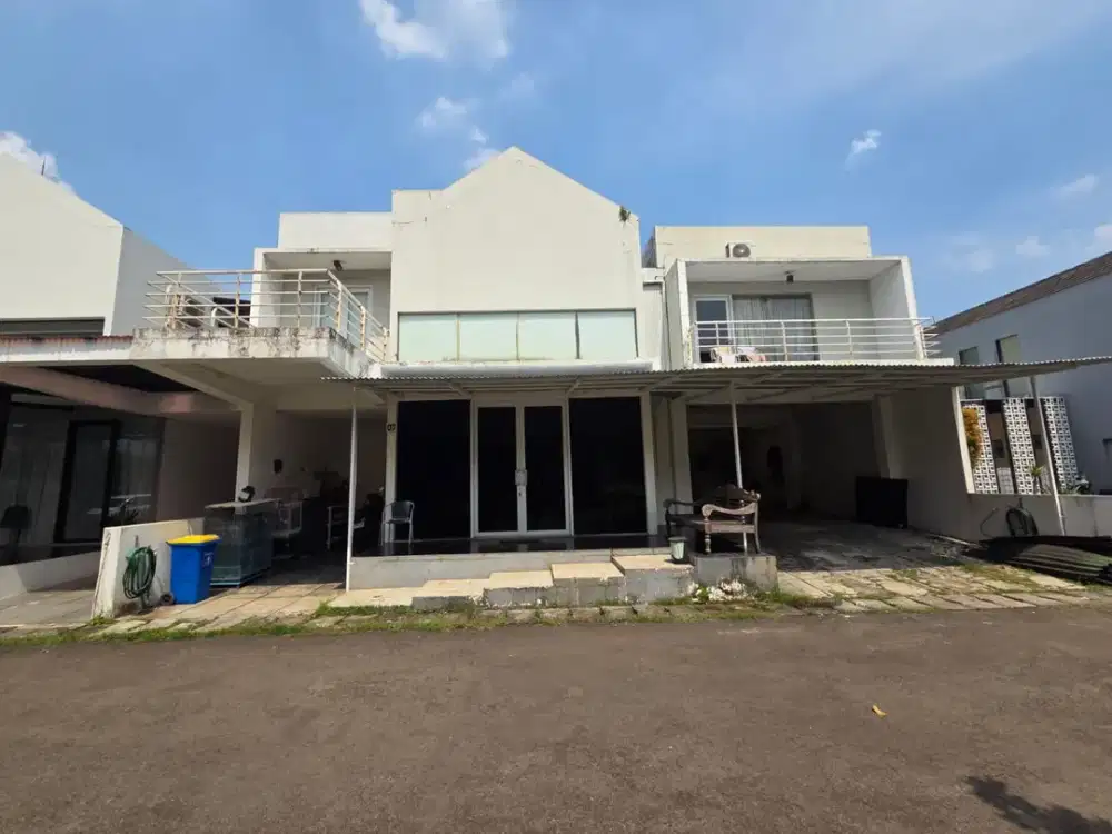 RUMAH MEWAH DALAM CLUSTER PIEVA KARANG TENGAH LEBAK BULUS DIJUAL