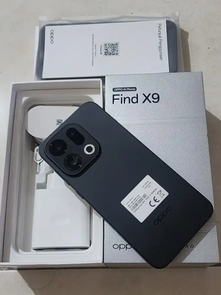 Oppo Find X9 5G 16/512Gb, warna Hitam, kondisi 99,9% Sempurna
