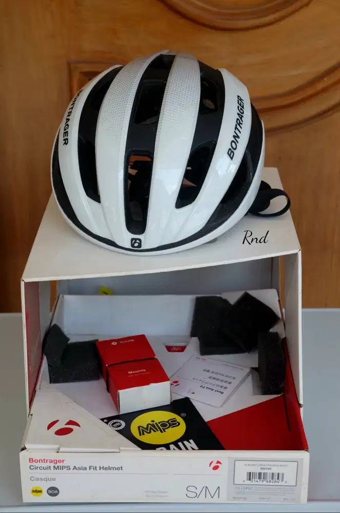 Helm sepeda Bontrager Type Circuit Mips Boa asian fit size S/M putih