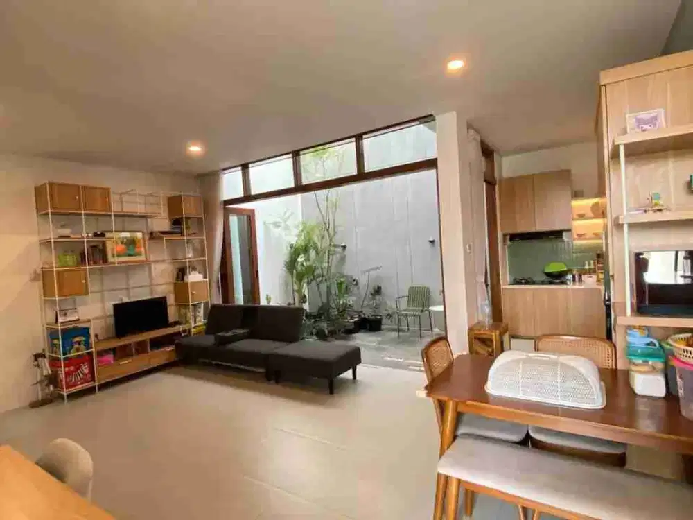 Rumah Aesthetic SEMI Furnished Open Space di Komplek Padasuka Pasirluhur Bandung LB 110 harga 1,38 Milyar