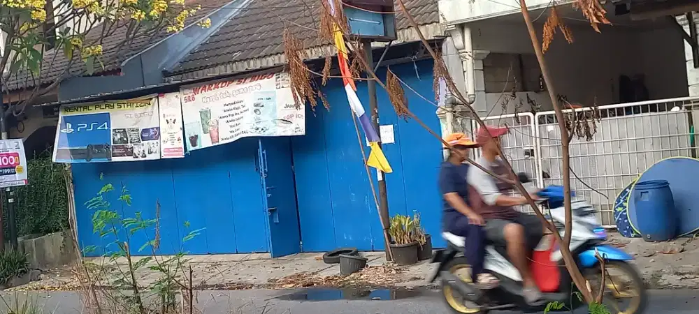 Rumah + toko disewakan