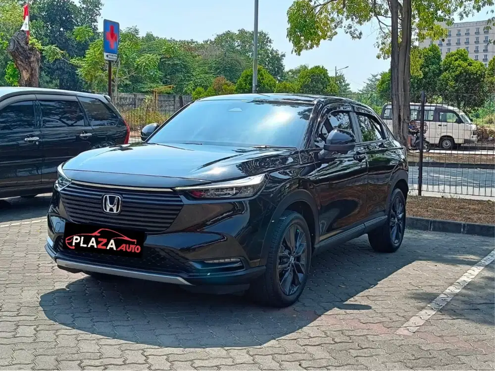 Honda HR-V 2023
SE 1.5 Automatic HARGA TERMURAH BERGARANSI