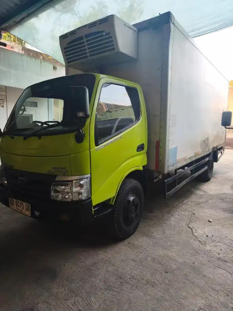 Hino Dutro MDL Box Fresher 2014