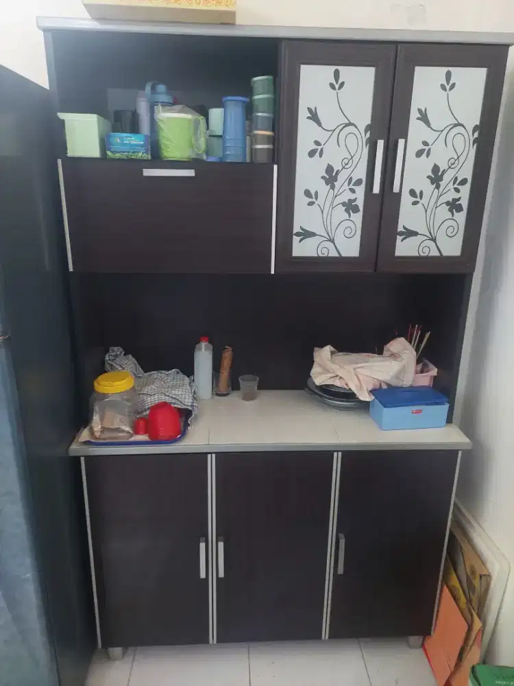 Lemari piring/makanan dapur bekas