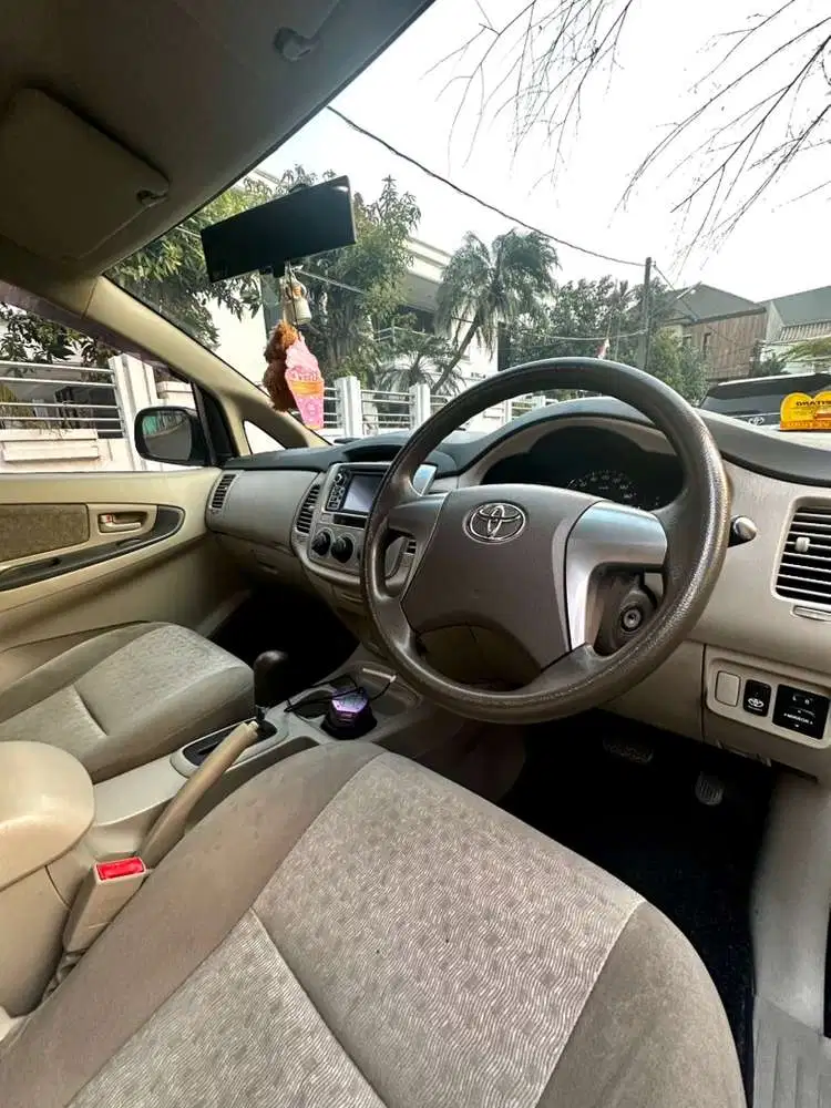 Toyota Kijang Innova 2013 Bensin