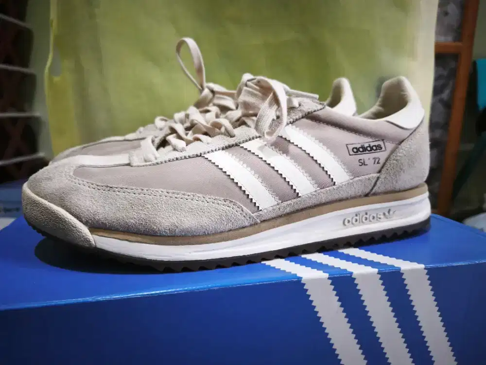 Sepatu Adidas SL 72 RS white JQ7016 Original