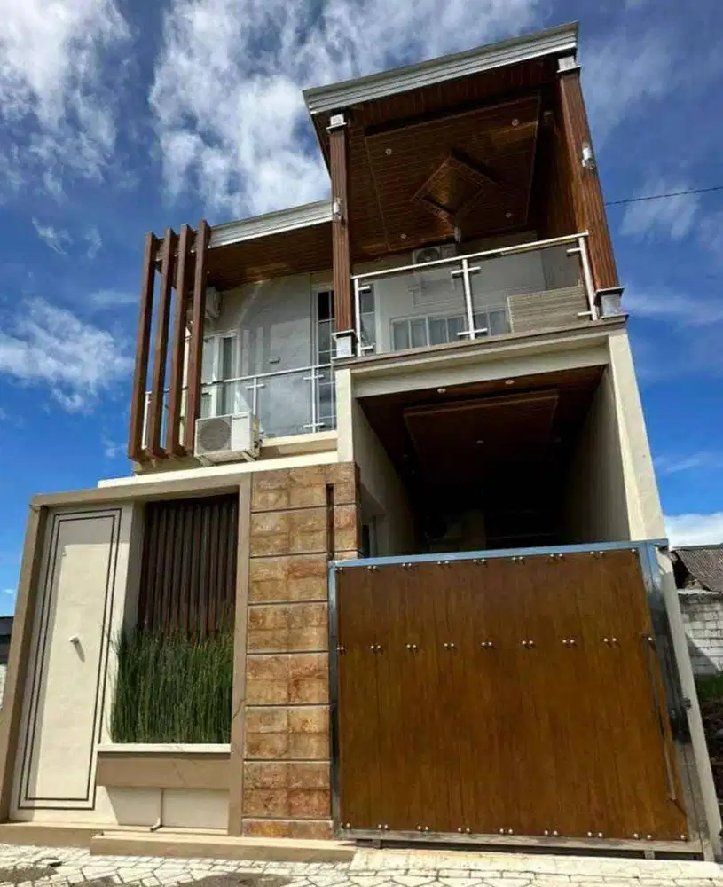 RUMAH SIAPHUNI FULL FURNISH DI KOTA MALANG