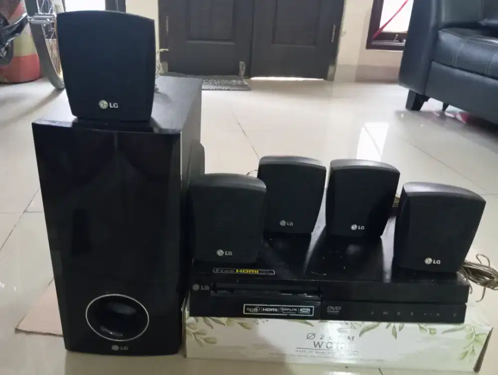 Home theater LG 1 set