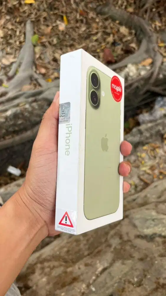 new segel iphone 17 sage 256/gb