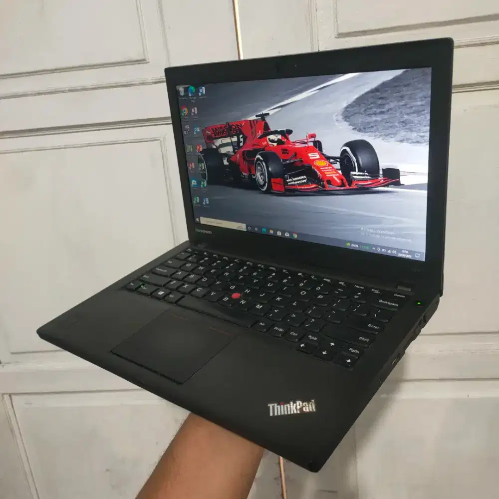 Lenovo Thinkpad X240 Core i5 4300U Ram 8GB HDD 500GB