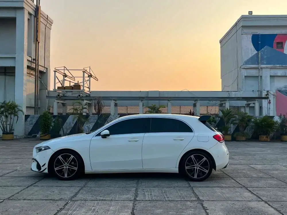 [ DP 100 ] MERCY A 200 HATCHBACK 2018