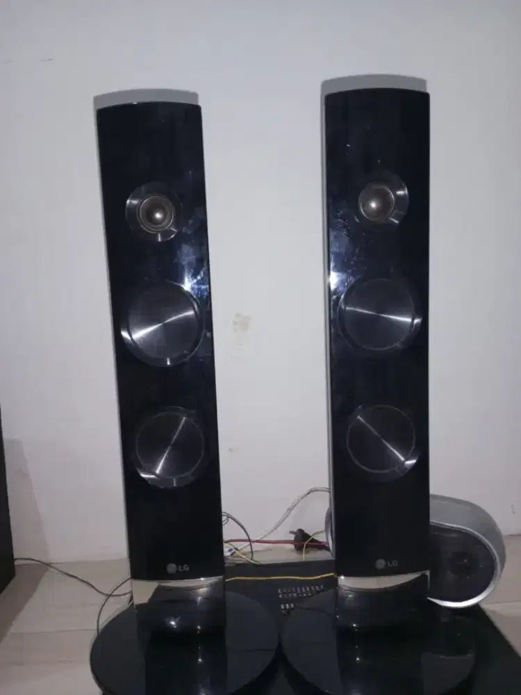 speaker tower home theather lg