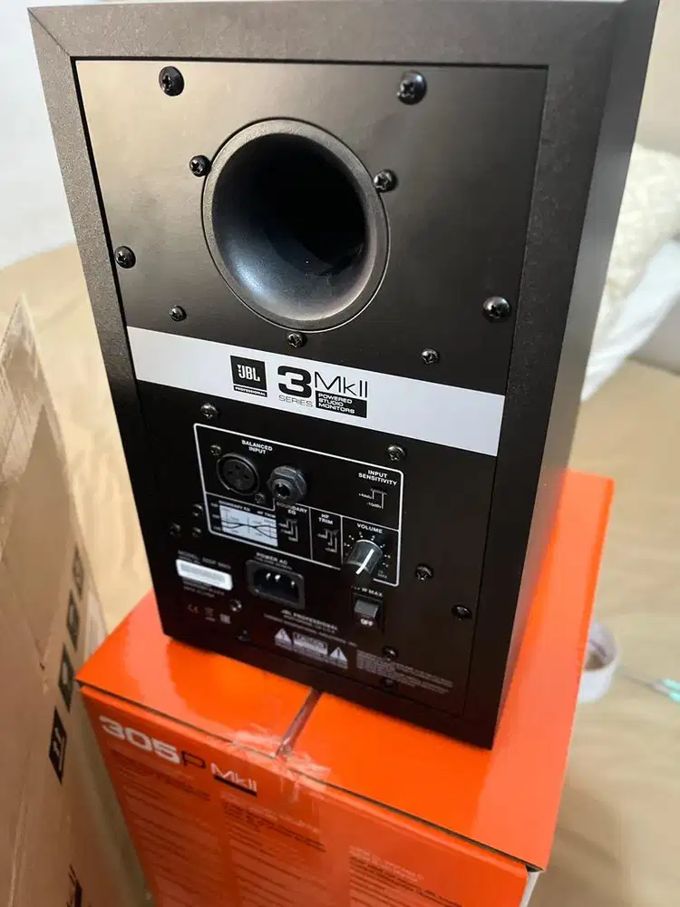 Spekaer Monitor JBL 305P MkII