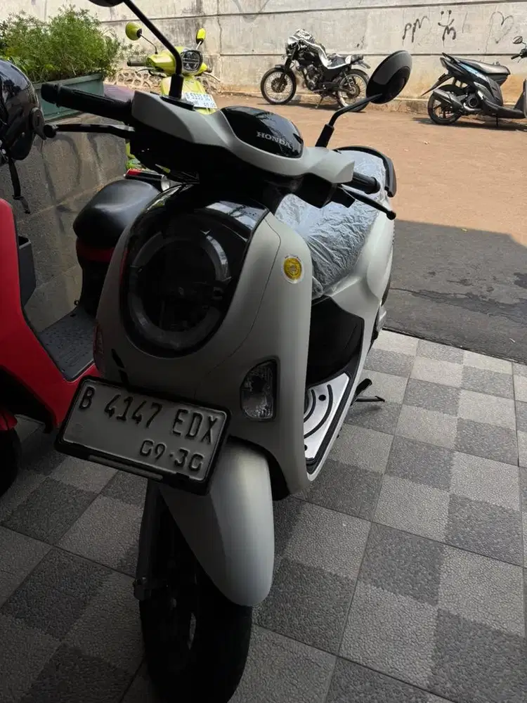 Scoopy Prestige 2025