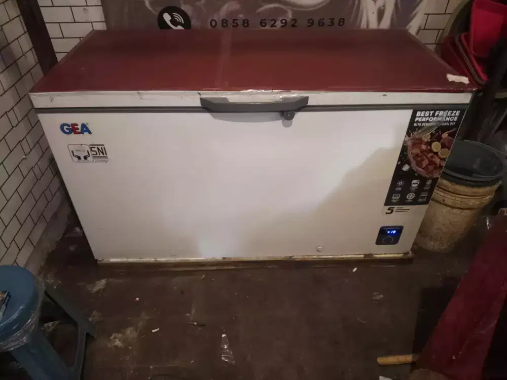 Freezer Gea 420 liter mulus pakai