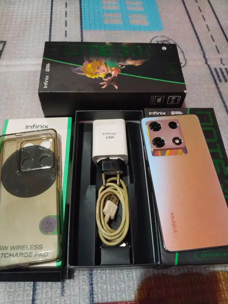 Infinix Note 30 Pro 8/256 Fullset