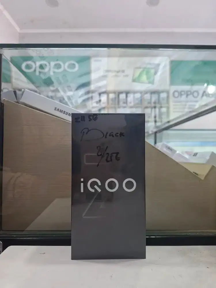 IQOO Z11 5G 8/256 NEW MURAH GARANSI RESMI