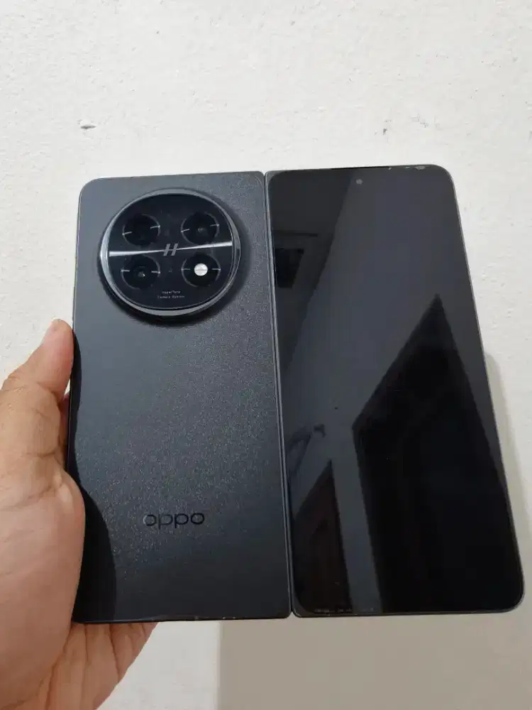 OPPO Find N5 Fold