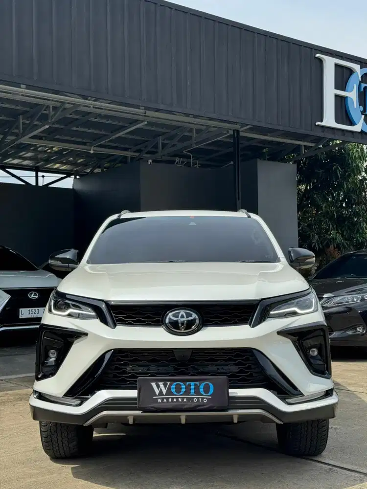[KM 21Rb] Fortuner VRZ 2.8 GR 4X2 AT Diesel 2024