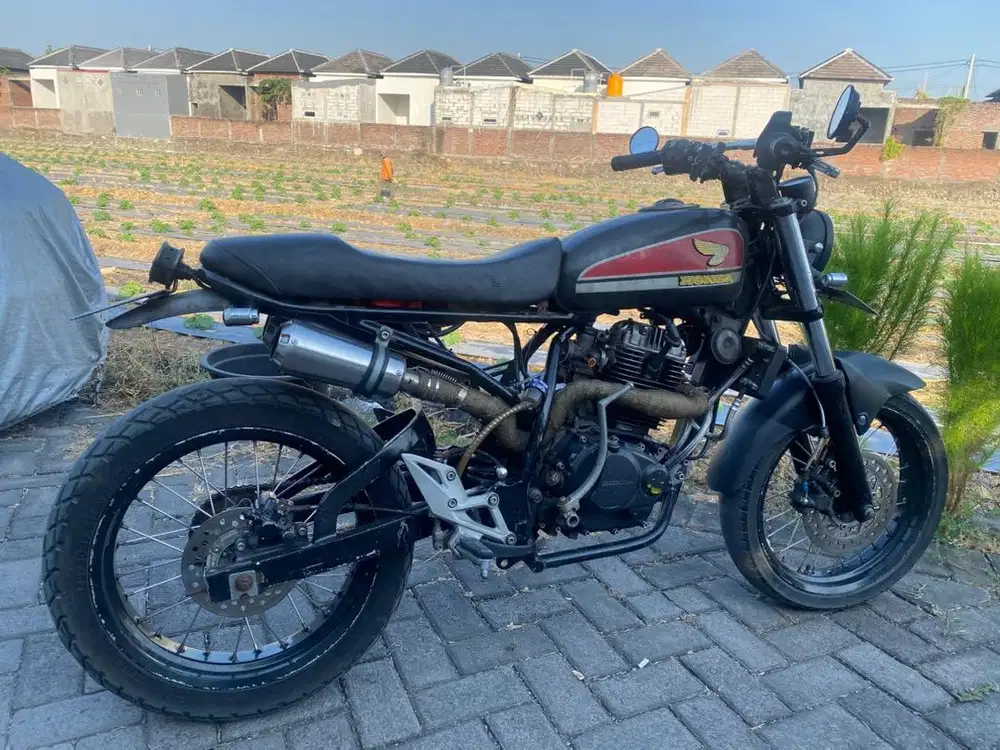 Custom Street Tracker