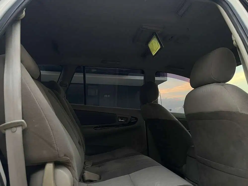 Toyota Kijang Innova 2012 Diesel