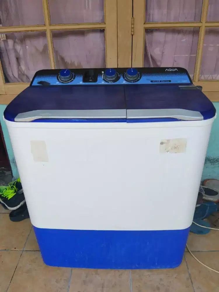Mesin cuci aqua