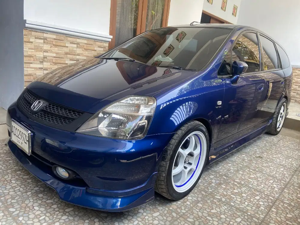 Dijual honda stream 2002 full spek turbo intercooler