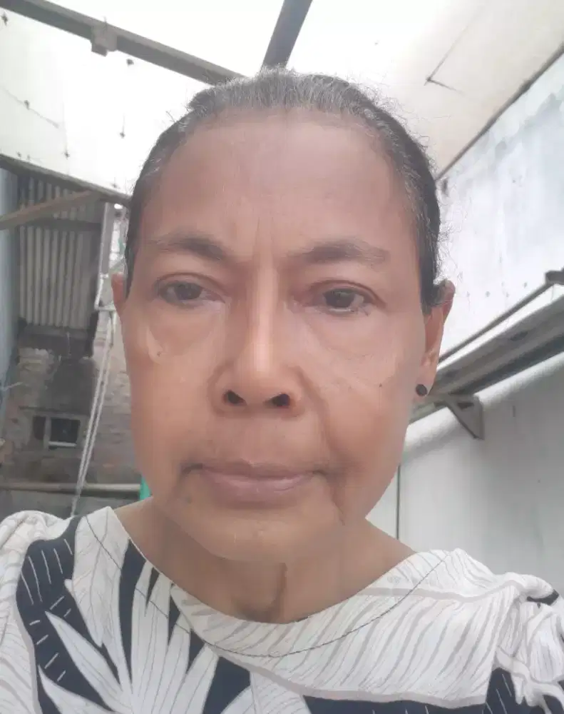 Mencari pekerjaan tidak menginap.pulang  pergi