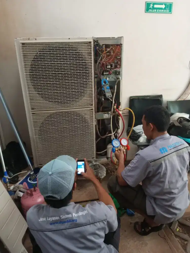 Service AC dan Kulkas