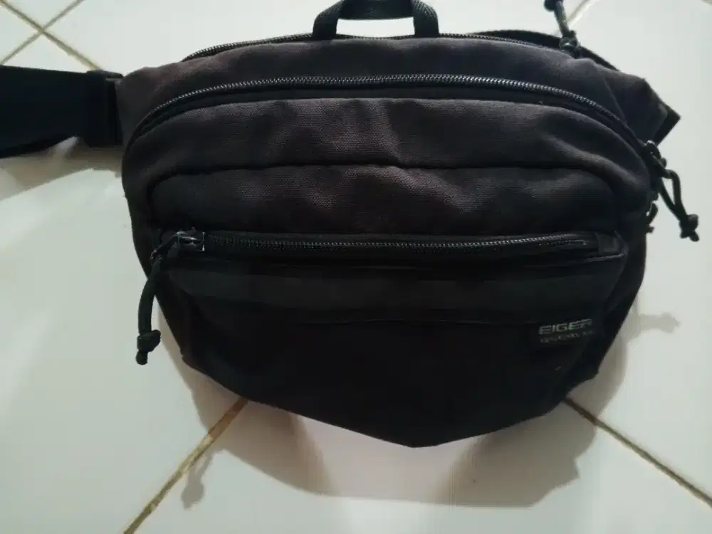 tas slempang eiger