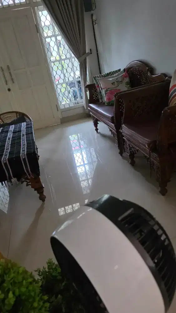 Dibutuhkan Asisten Rumah Tangga