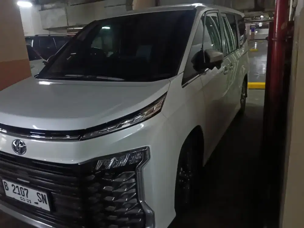 Toyota voxy 2025 pakai 2026
